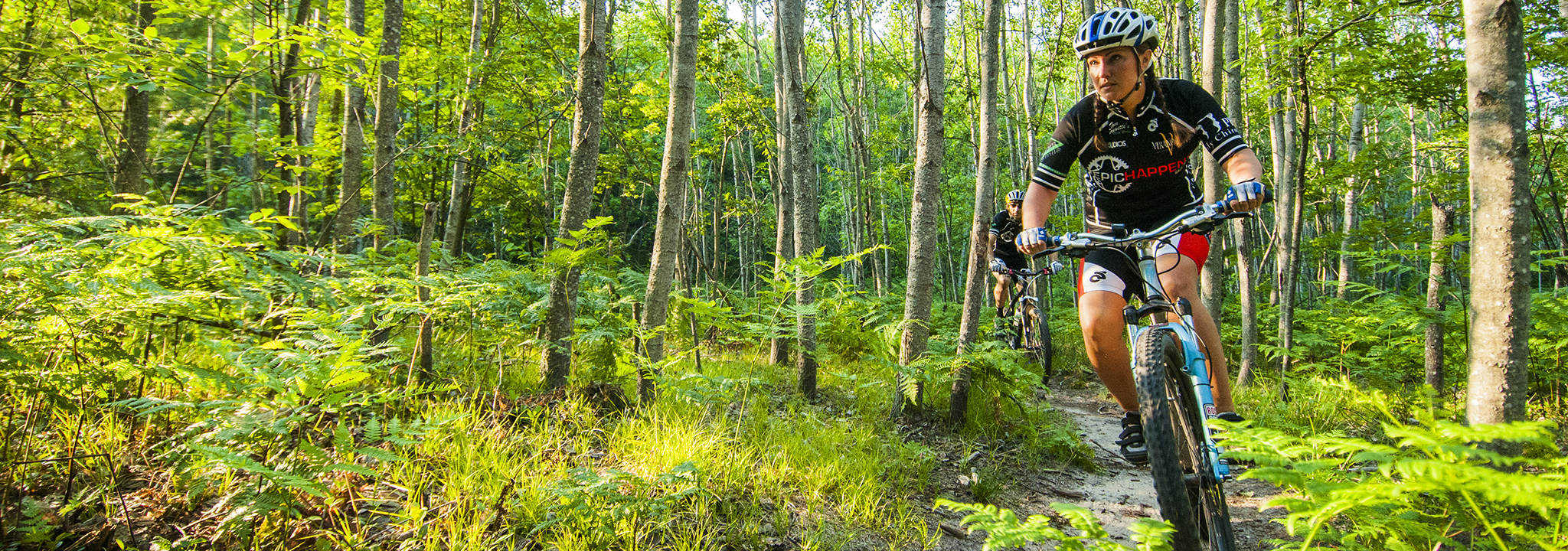 Woman-Biking-on-Vasa-Single-Track