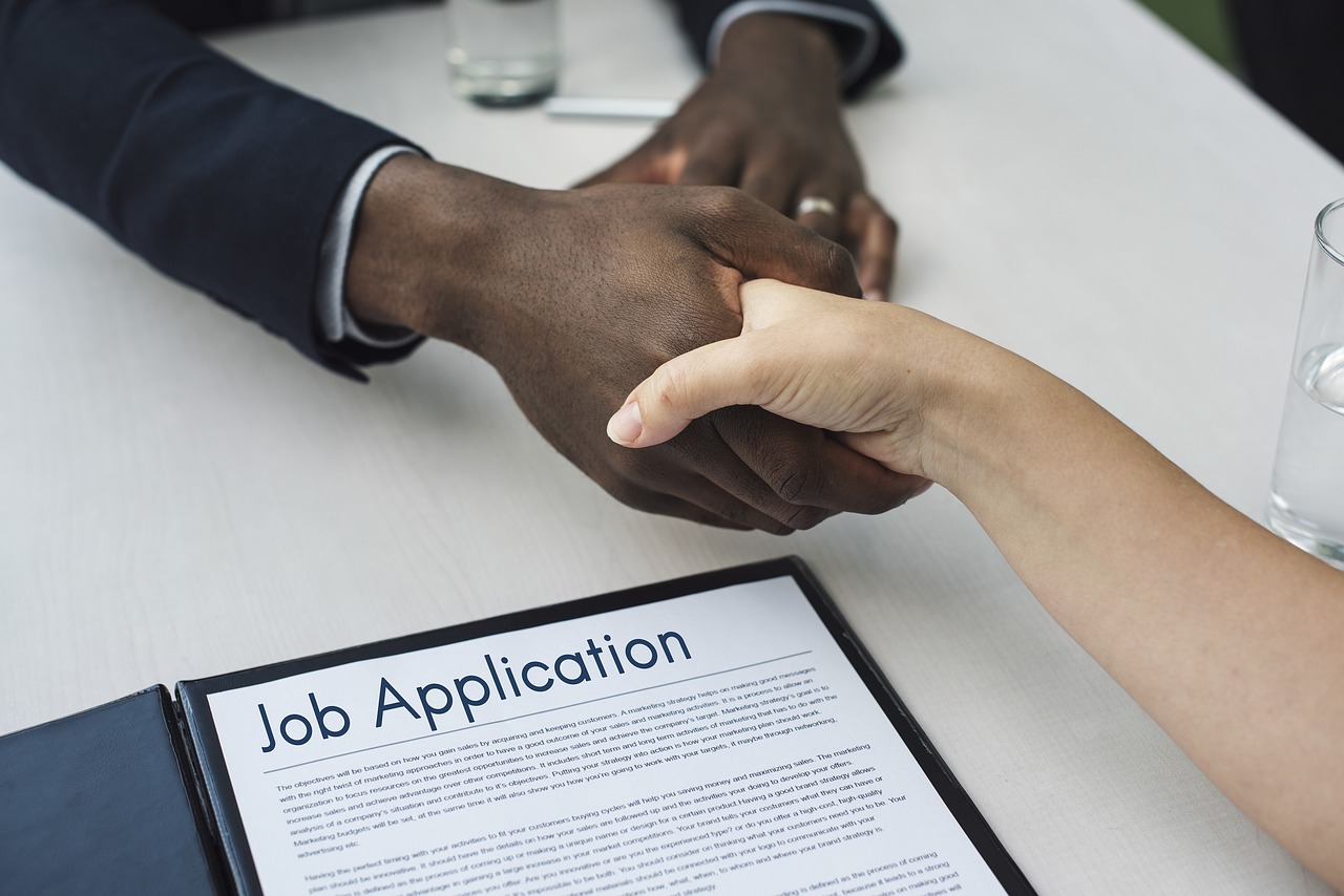 Handshake for job application